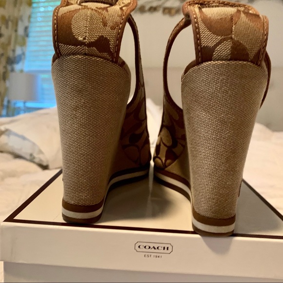 Coach Tarrah Wedges 7.5 Med W Original Box - Picture 8 of 8